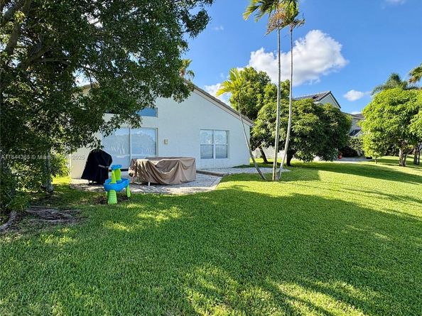 2091 SW 157th Ave, Miramar FL 33027