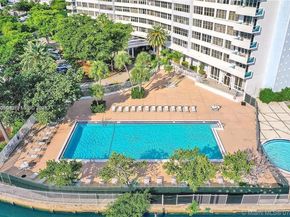 7441 Wayne Ave 9I, Miami Beach FL 33141