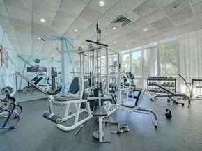 7441 Wayne Ave 9I, Miami Beach FL 33141