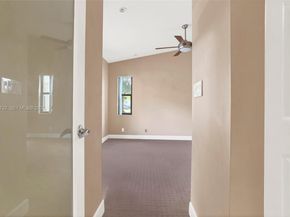 3074 S Oakland Forest Dr 702, Oakland Park FL 33309