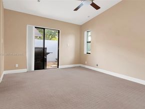 3074 S Oakland Forest Dr 702, Oakland Park FL 33309