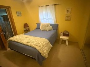 2411 Hayes St, Hollywood FL 33020