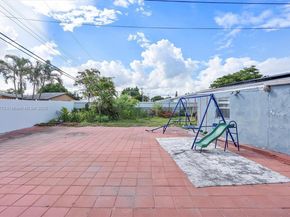 1840 NW 33rd Ter, Lauderhill FL 33311