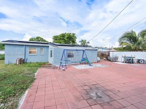 1840 NW 33rd Ter, Lauderhill FL 33311