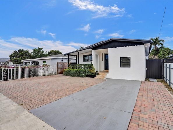 539 E 30th St, Hialeah FL 33013