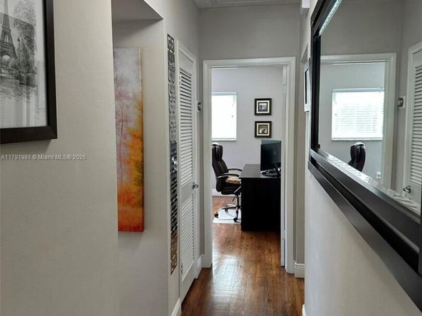 814 Capri St, Coral Gables FL 33134