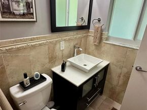 814 Capri St, Coral Gables FL 33134