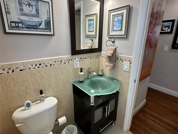 814 Capri St, Coral Gables FL 33134