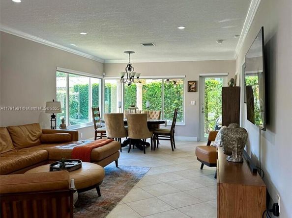 814 Capri St, Coral Gables FL 33134