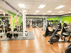 301 SW 135th Ave 113C, Pembroke Pines FL 33027