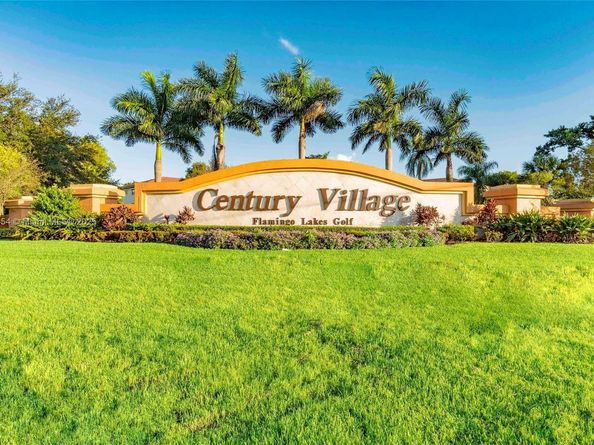 301 SW 135th Ave 113C, Pembroke Pines FL 33027