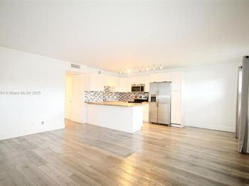 301 SW 135th Ave