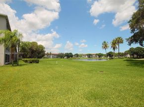 301 SW 135th Ave 113C, Pembroke Pines FL 33027