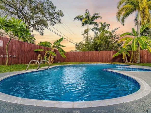3161 Riverland Rd, Fort Lauderdale FL 33312