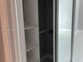 5880 Collins Ave 1006, Miami Beach FL 33140
