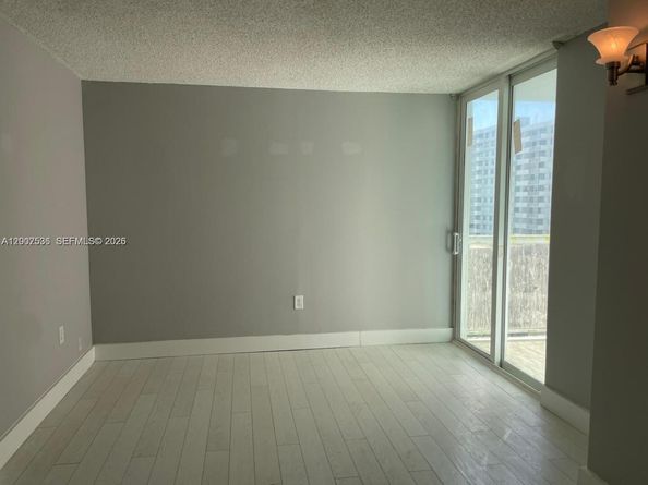 5880 Collins Ave 1006, Miami Beach FL 33140