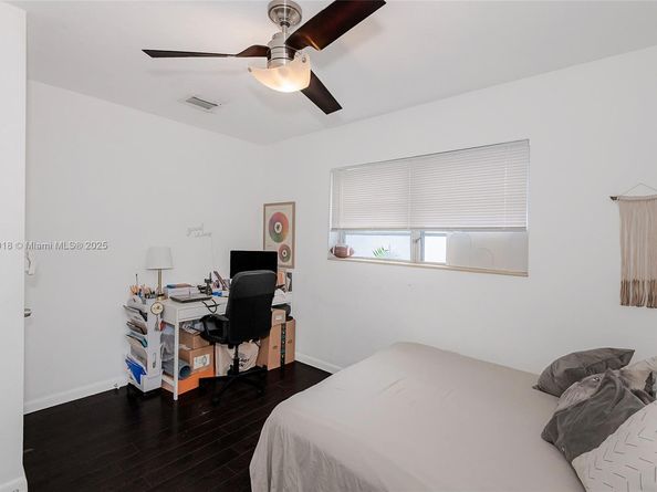 2506 Harding St, Hollywood FL 33020