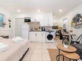 2506 Harding St, Hollywood FL 33020