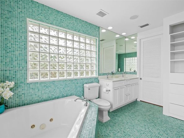 312 NE 12th Ave, Fort Lauderdale FL 33301