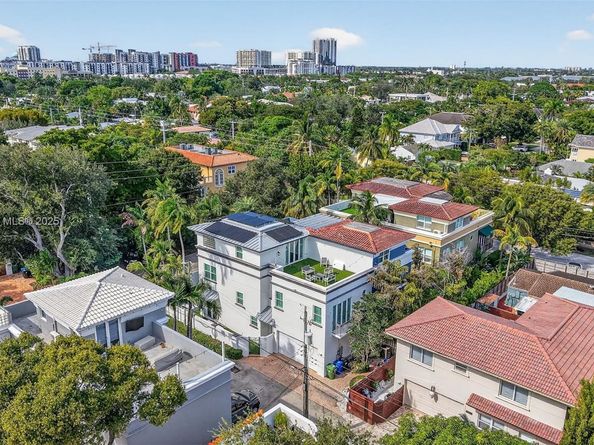 312 NE 12th Ave, Fort Lauderdale FL 33301