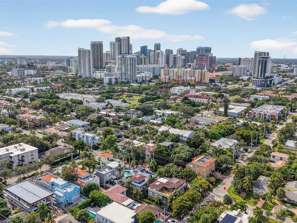 312 NE 12th Ave, Fort Lauderdale FL 33301