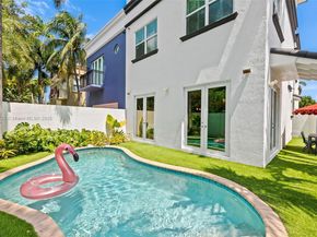 312 NE 12th Ave, Fort Lauderdale FL 33301