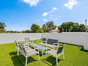 312 NE 12th Ave, Fort Lauderdale FL 33301