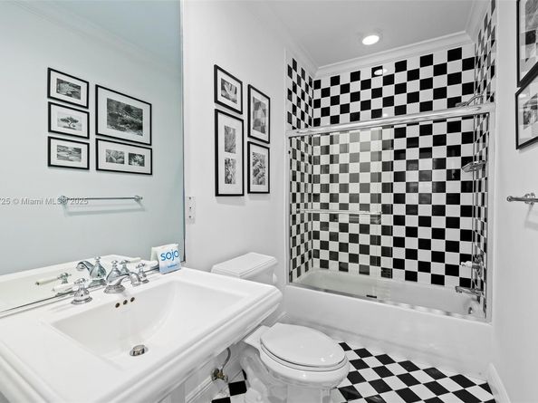 312 NE 12th Ave, Fort Lauderdale FL 33301