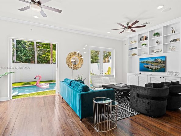 312 NE 12th Ave, Fort Lauderdale FL 33301