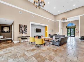 9770 NW 10th St, Miami FL 33172