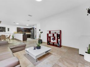 9770 NW 10th St, Miami FL 33172