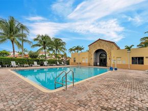 9770 NW 10th St, Miami FL 33172
