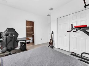 9770 NW 10th St, Miami FL 33172
