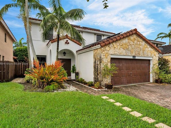 9770 NW 10th St, Miami FL 33172