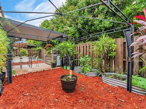 9770 NW 10th St, Miami FL 33172