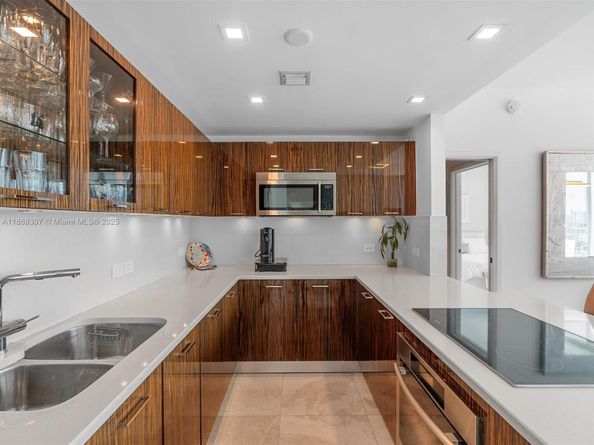 6899 Collins Ave 1010, Miami Beach FL 33141