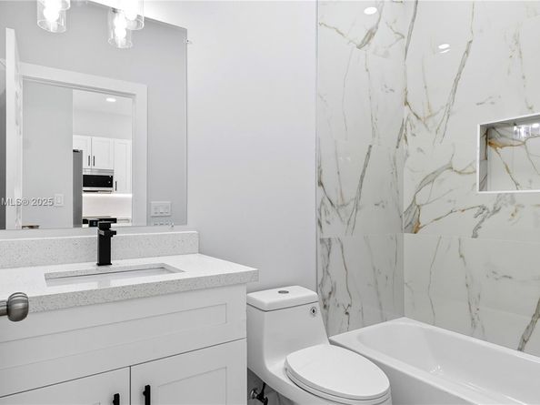 1214 NW 4th Ave, Fort Lauderdale FL 33311