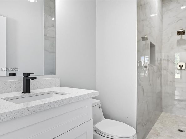 1214 NW 4th Ave, Fort Lauderdale FL 33311