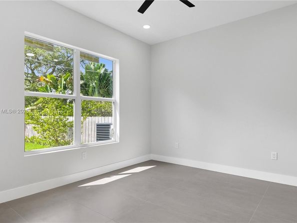 1214 NW 4th Ave, Fort Lauderdale FL 33311