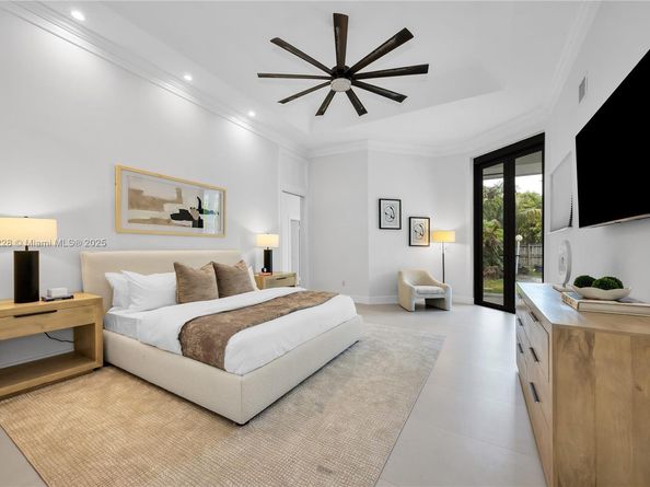 6730 SW 141st St, Palmetto Bay FL 33158