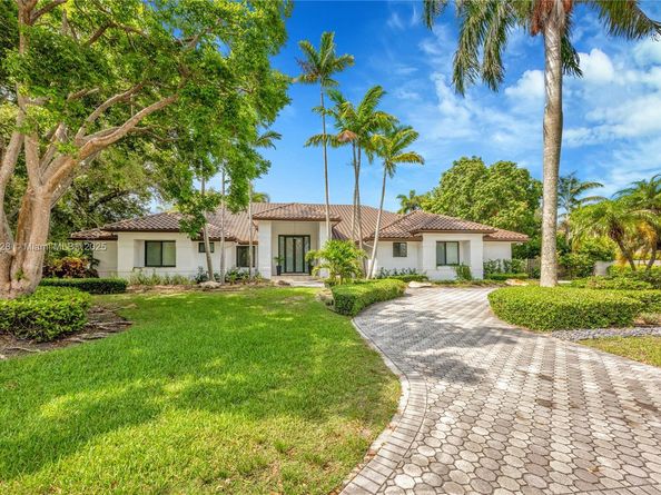 6730 SW 141st St, Palmetto Bay FL 33158