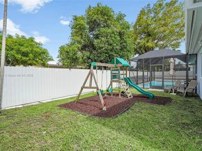 521 NW 93rd Ter, Pembroke Pines FL 33024