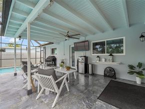 521 NW 93rd Ter, Pembroke Pines FL 33024