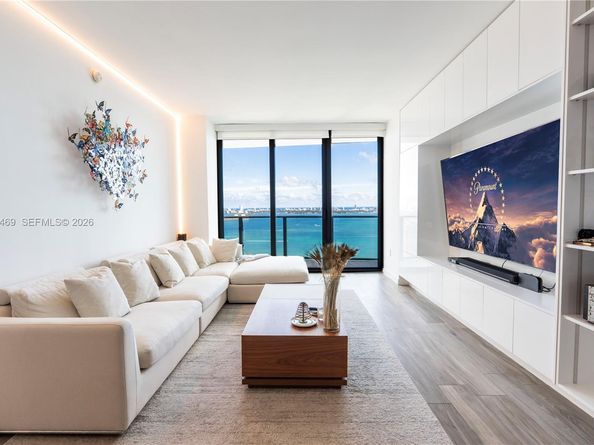 460 NE 28th St 3402, Miami FL 33137