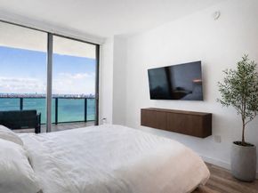 460 NE 28th St 3402, Miami FL 33137