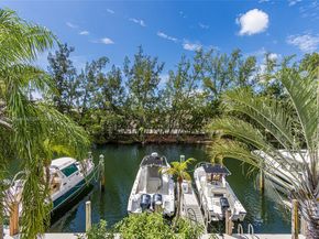 3776 NE 166th St 108, North Miami Beach FL 33160