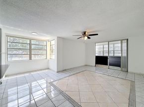 16400 NE 17th Ave 206, North Miami Beach FL 33162