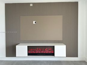 7050 NW 44th St 708, Lauderhill FL 33319