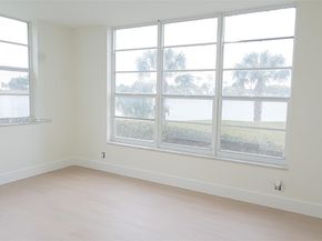 3051 N Course Dr 107, Pompano Beach FL 33069