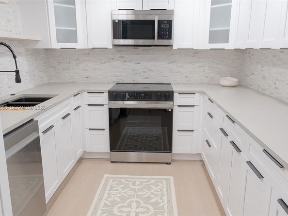 3051 N Course Dr 107, Pompano Beach FL 33069